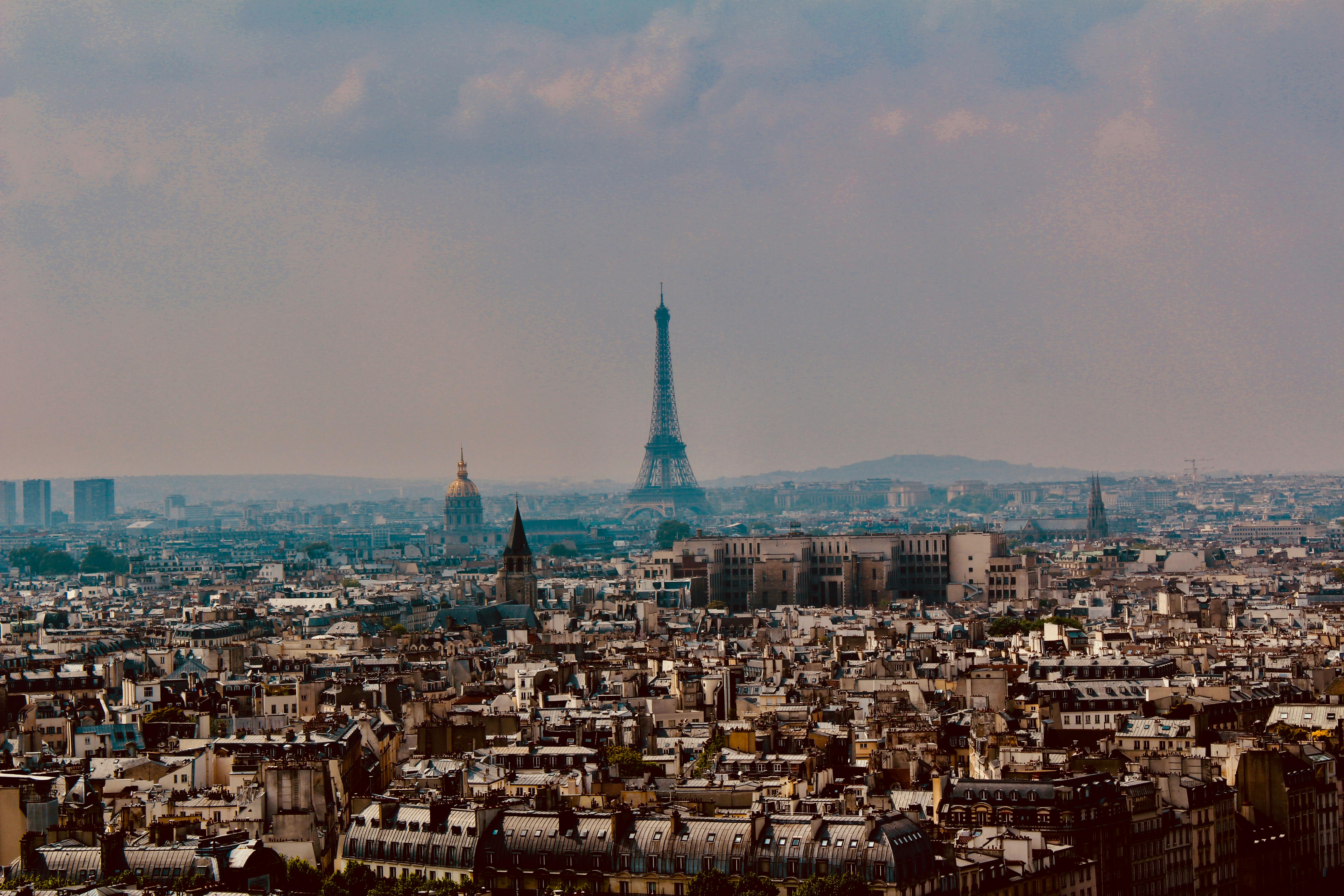 Paris private jet charter